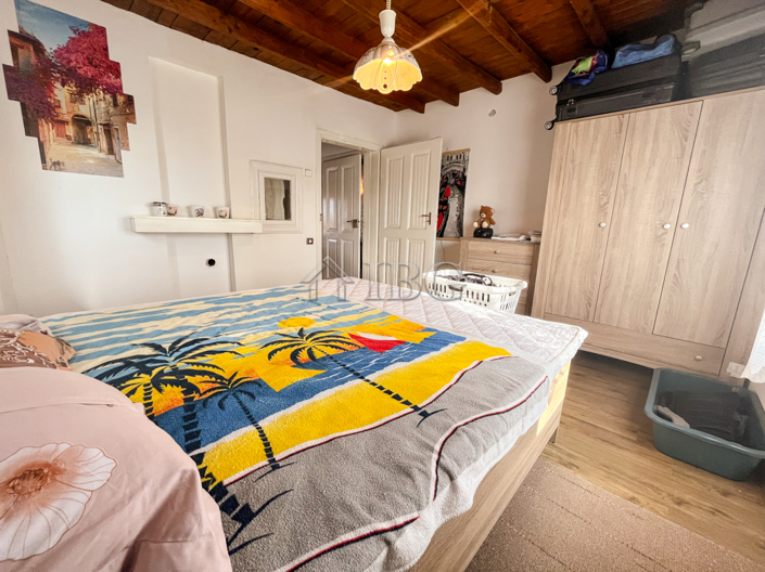 Image No.38-7 Bed House for sale