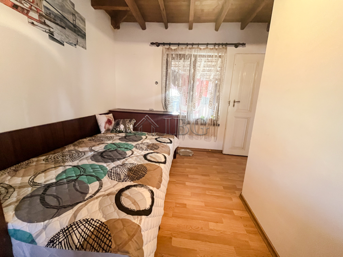 Image No.40-7 Bed House for sale