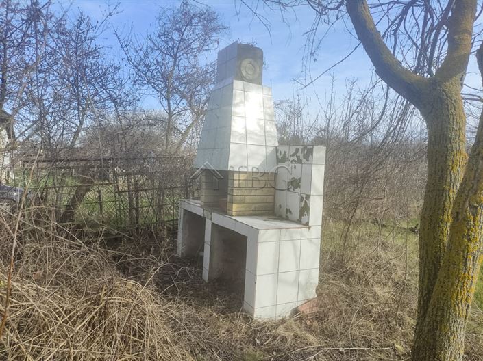 Image No.5-2 Bed House for sale