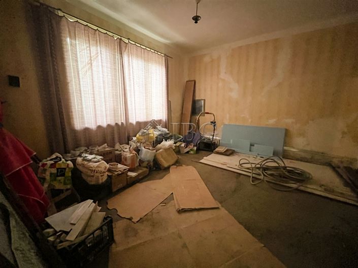 Image No.14-5 Bed House for sale