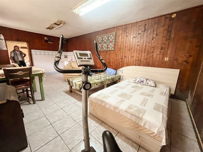 Image No.17-5 Bed House for sale