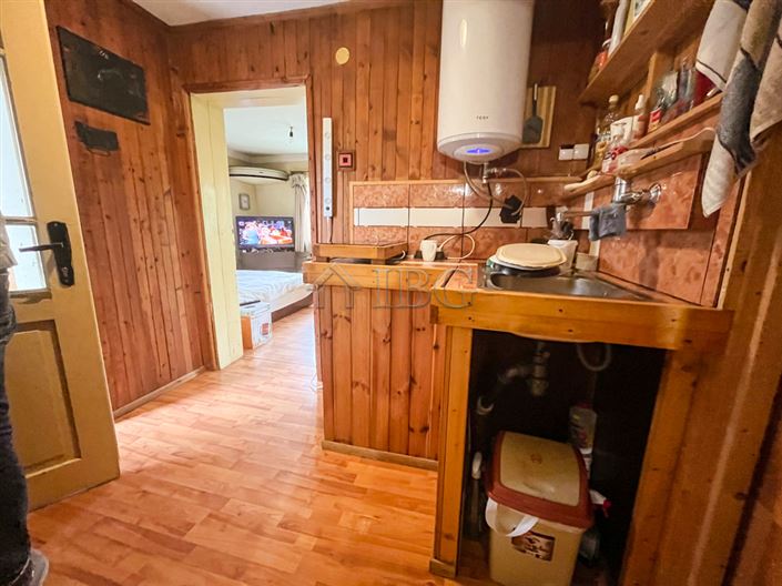 Image No.6-5 Bed House for sale