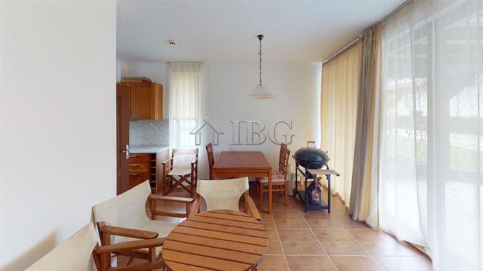 Image No.30-2 Bed Apartment for sale