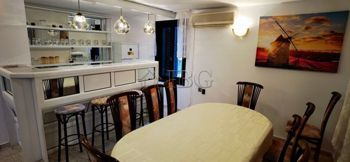 Image No.8-3 Bed House for sale