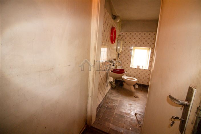 Image No.17-3 Bed House for sale