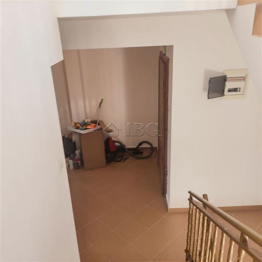 Image No.9-3 Bed House for sale