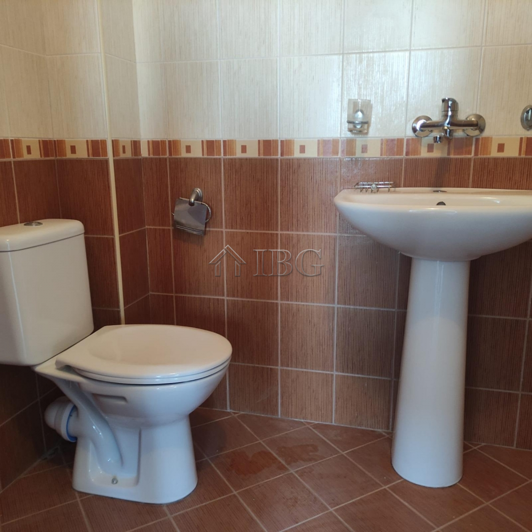 Image No.11-4 Bed House for sale