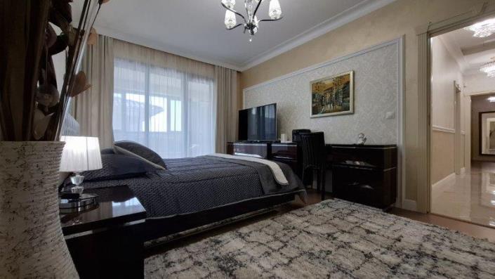 Image No.17-4 Bed House for sale