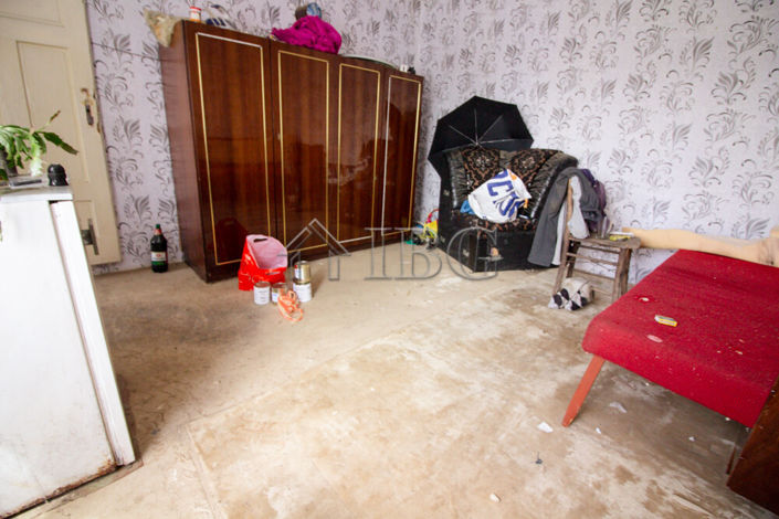 Image No.13-2 Bed House for sale