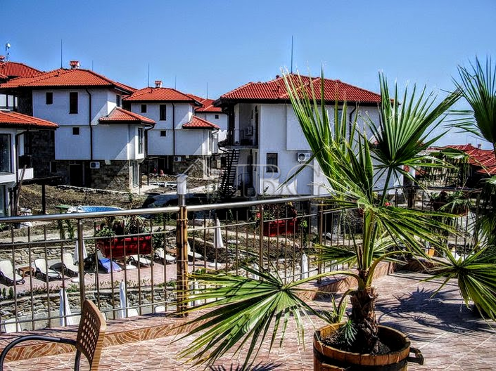 Image No.30-2 Bed Apartment for sale