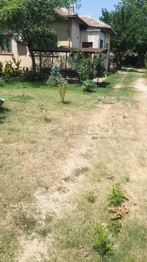 Image No.8-2 Bed House for sale