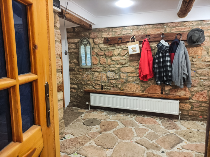 Image No.25-3 Bed House for sale