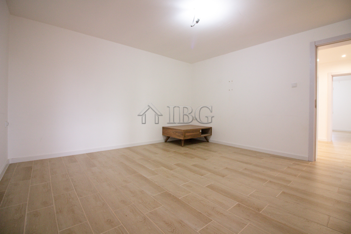 Image No.18-3 Bed House for sale