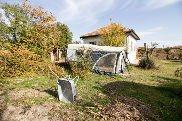 Image No.10-2 Bed House for sale