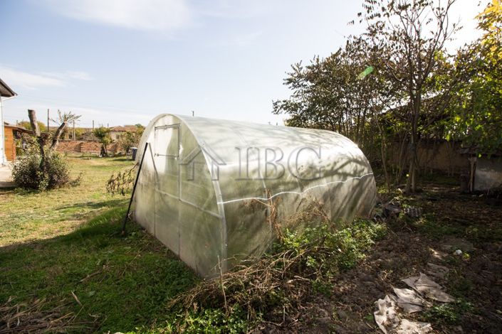 Image No.11-2 Bed House for sale