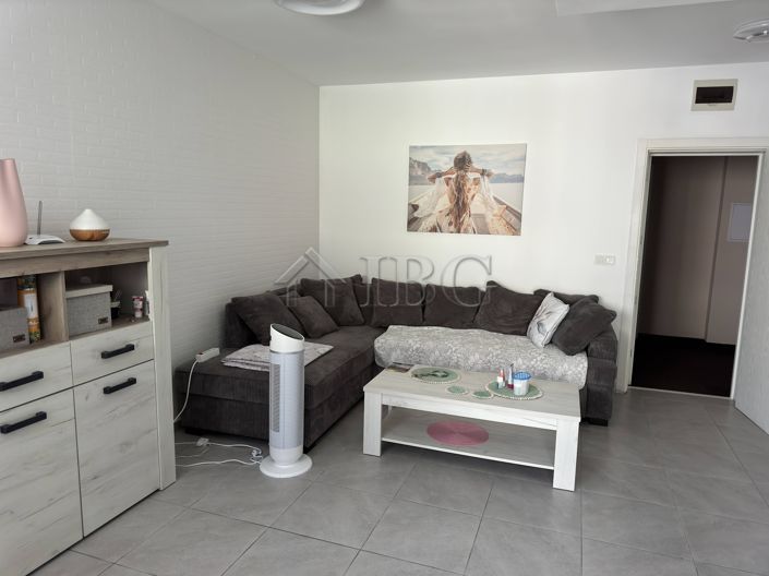 Image No.12-2 Bed Apartment for sale