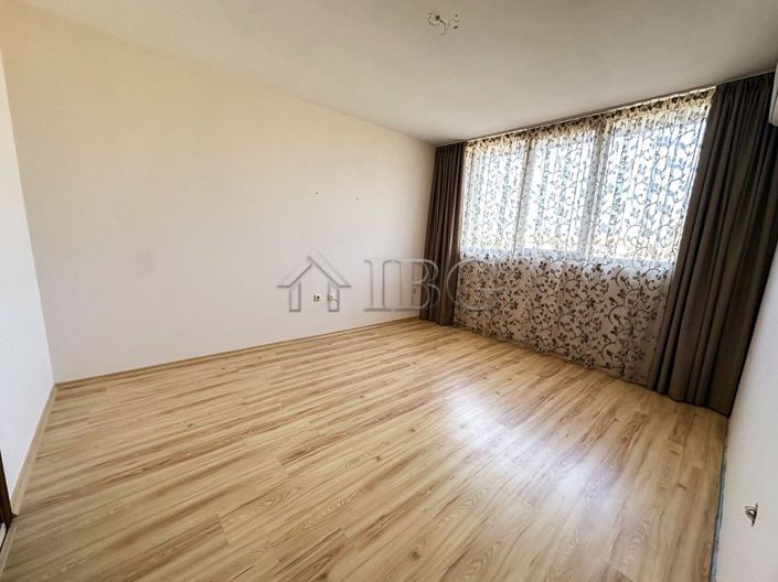 Image No.12-2 Bed Apartment for sale