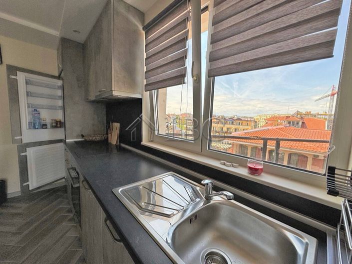 Image No.10-1 Bed Apartment for sale