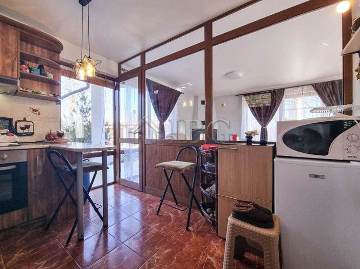 Image No.10-3 Bed House for sale