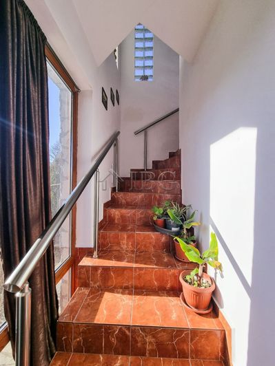 Image No.14-3 Bed House for sale