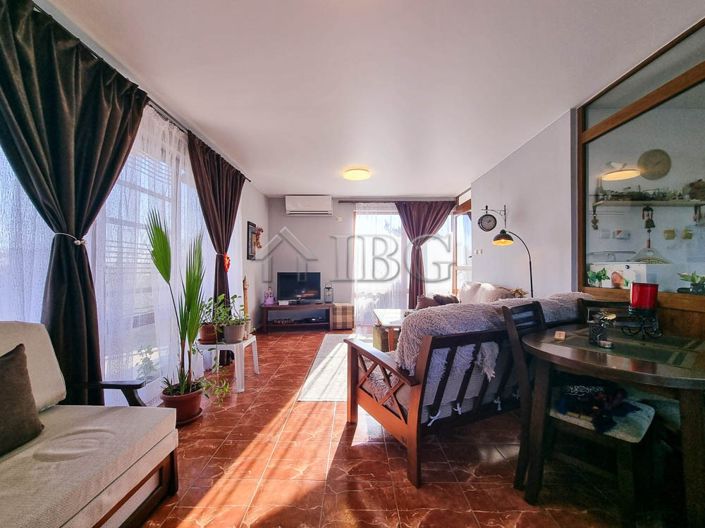 Image No.6-3 Bed House for sale