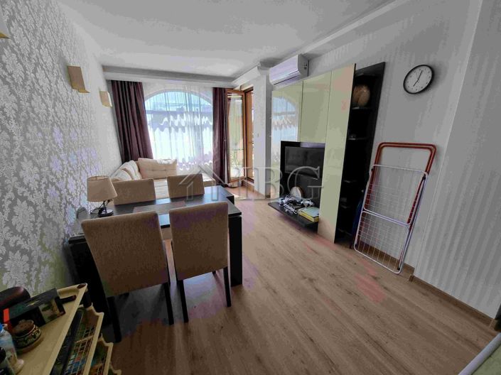 Image No.10-1 Bed Apartment for sale