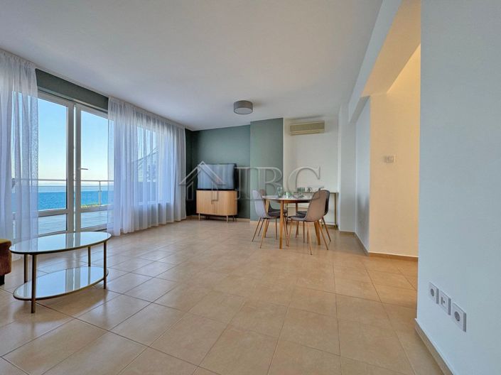 Image No.20-2 Bed Apartment for sale