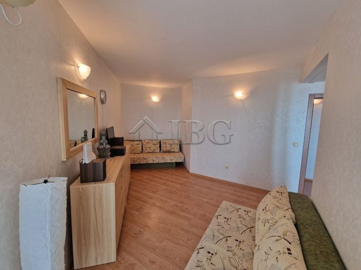 Image No.8-Apartment for sale