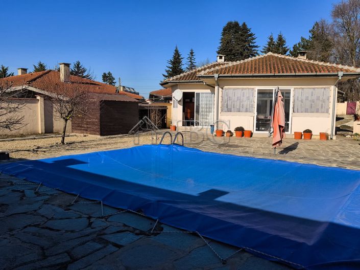 Image No.1-3 Bed House for sale