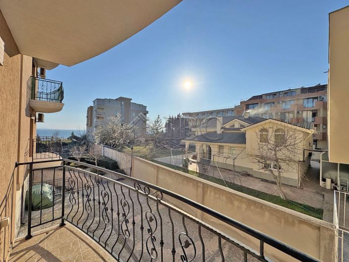 Image No.11-2 Bed Apartment for sale