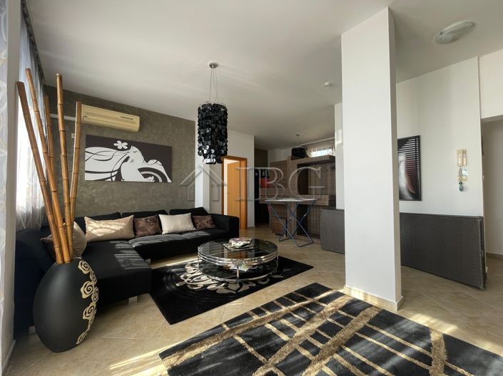 Image No.10-3 Bed Apartment for sale