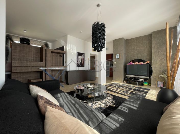 Image No.12-3 Bed Apartment for sale