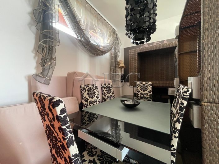 Image No.15-3 Bed Apartment for sale