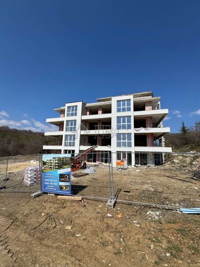 Image No.6-Apartment for sale