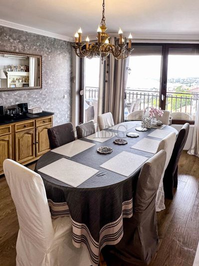 Image No.10-3 Bed Apartment for sale