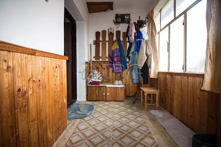 Image No.12-2 Bed House for sale