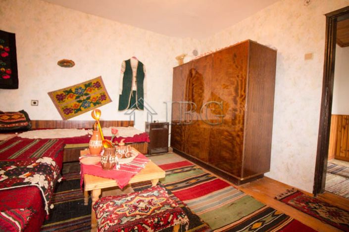 Image No.19-2 Bed House for sale