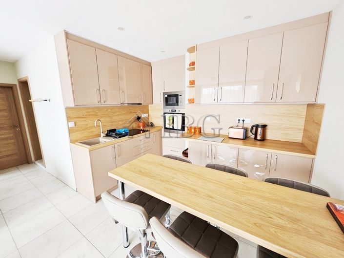 Image No.7-3 Bed Apartment for sale