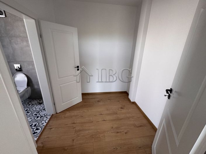 Image No.15-3 Bed House for sale