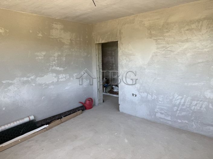 Image No.7-2 Bed House for sale