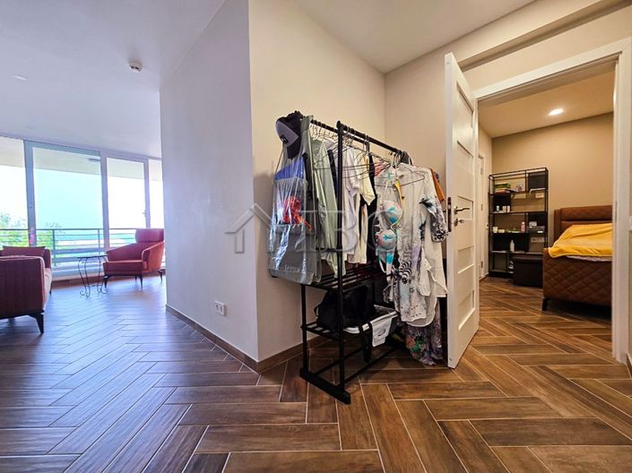 Image No.19-2 Bed Apartment for sale