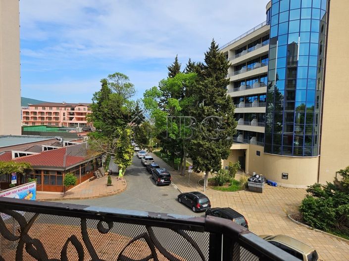 Image No.10-2 Bed Apartment for sale