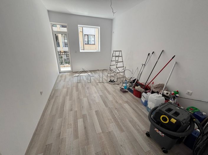 Image No.11-1 Bed Apartment for sale