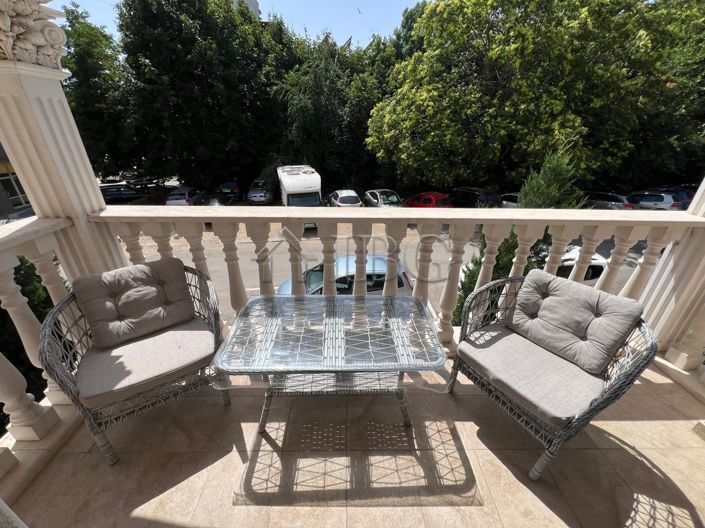 Image No.18-Apartment for sale