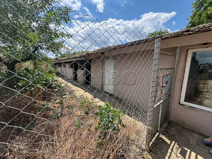 Image No.15-3 Bed House for sale