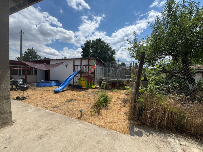 Image No.18-3 Bed House for sale