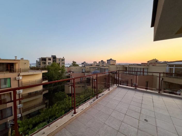 Image No.13-3 Bed Apartment for sale