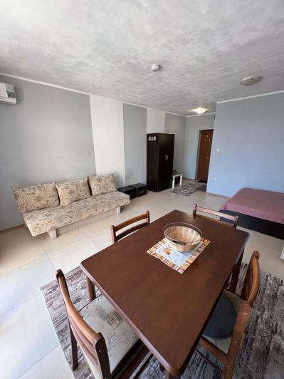 Image No.8-Apartment for sale