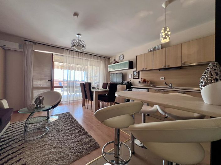 Image No.9-1 Bed Apartment for sale