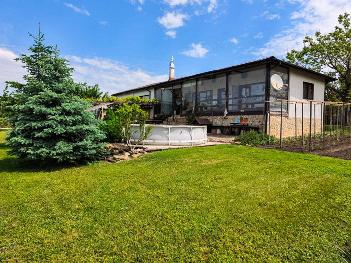 Image No.10-3 Bed House for sale